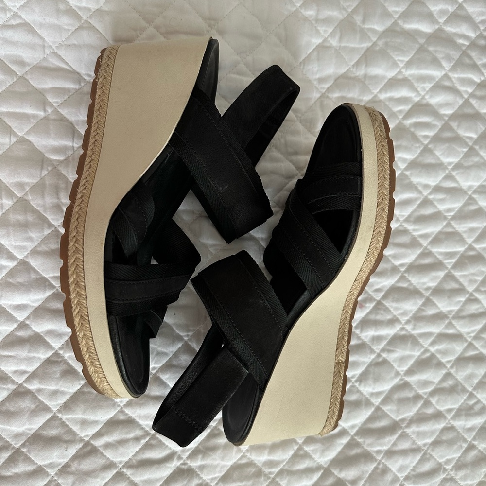 Merrell Kaiteri Wedge Sandals black size 8